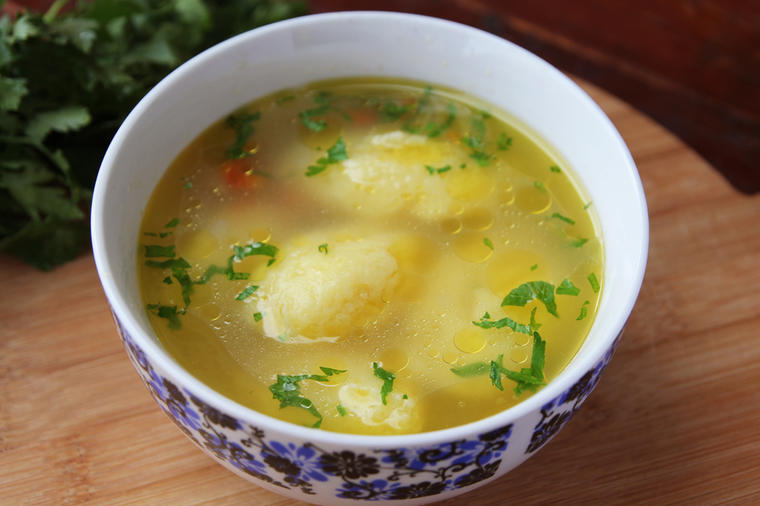 Tajna za najbolje knedle: Najlepši dodatak za domaću supu!