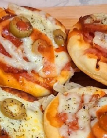 SAVRŠEN RECEPT ZA MINI PICE: Brzo se spremaju, a preukusne su