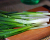 Kako da prepoznate da je mladi luk tretiran hemijom!?