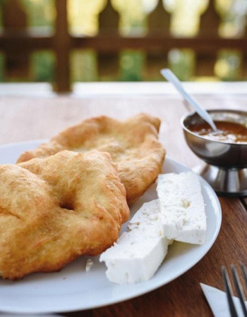 Mekike kao iz bakine kuhinje – Recept za mekane i vazdušaste mekike