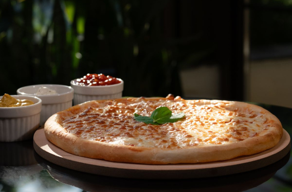 Kako napraviti savršeno testo za picu kod kuće – recept i trikovi italijanskih majstora