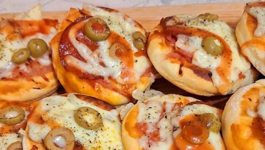 SAVRŠEN RECEPT ZA MINI PICE: Brzo se spremaju, a preukusne su