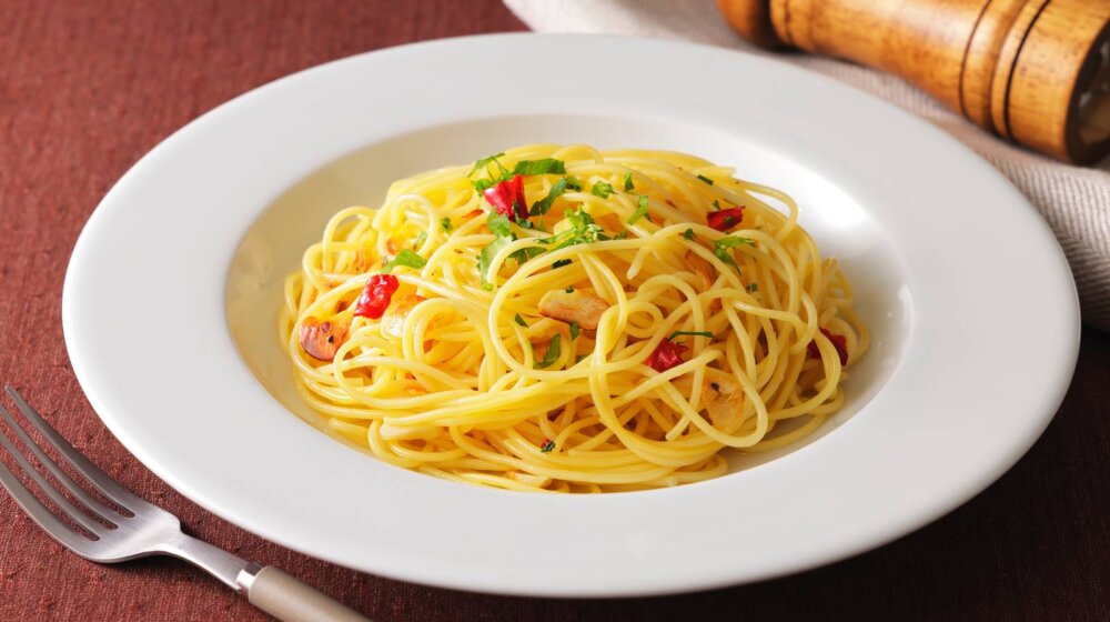 Pasta „aglio e olio“ - špagete sa belim lukom