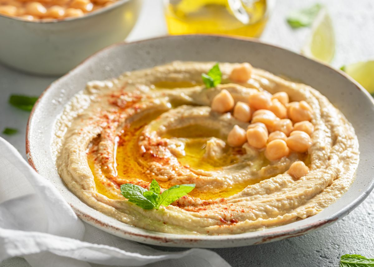 DOMAĆI HUMUS OD LEBLEBIJA