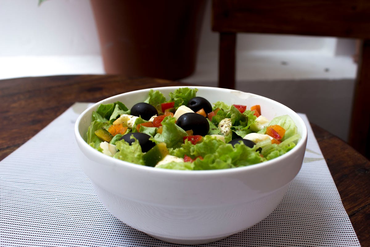 Salata sa gorgonzolom – lagan i ukusan recept za zdrav obrok